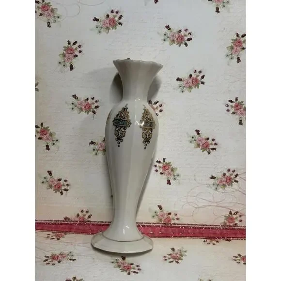 Lenox Catalan Ivory Gold Trim Porcelain Bud Vase - Picture 5 of 5